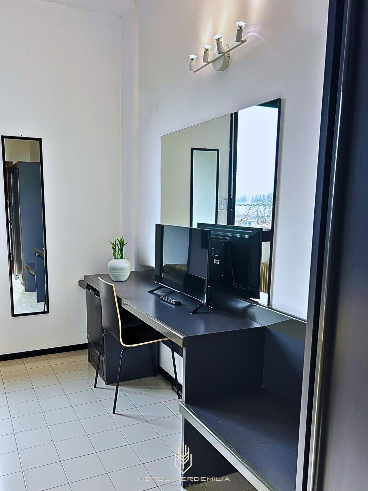 Verdemilia Hotel Anzola dell'Emilia Exteriér fotografie