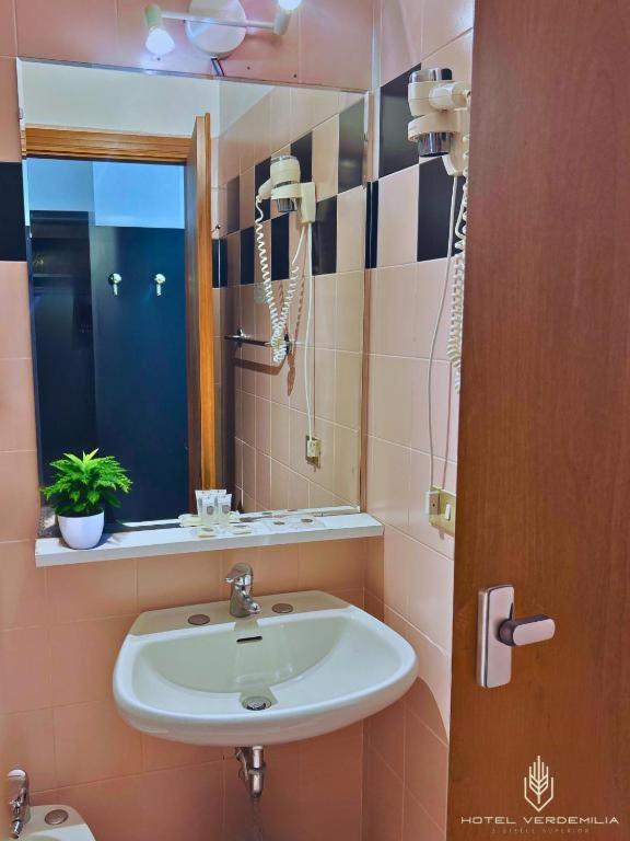 Verdemilia Hotel Anzola dell'Emilia Exteriér fotografie